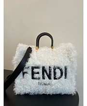 Fendi Sunshine Large White Mohair Shopper 35 cm  - 1