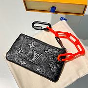 Louis Vuitton Monogram Key Pouch size 13x7x1.5 cm - 3
