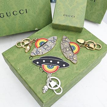 Gucci UFO GG Supreme Metal Key Chain