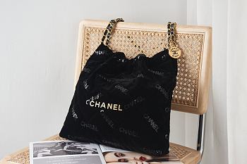 Chanel 22 Handbag Velvet, Sequins & Gold-Tone Metal Black 35x37x7 cm