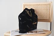 Chanel 22 Handbag Velvet, Sequins & Gold-Tone Metal Black 35x37x7 cm - 3