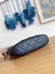 Chanel Hobo Handbag Navy Blue Lambskin size 17.5 x 24 x 6 cm - 3