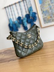 Chanel Hobo Handbag Khaki Green Lambskin size 17.5 x 24 x 6 cm - 5