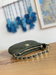 Chanel Hobo Handbag Khaki Green Lambskin size 17.5 x 24 x 6 cm - 4
