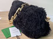Bottega Veneta Chain Pouch Shearling Black Bag size 31x12x16 cm - 3