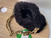 Bottega Veneta Chain Pouch Shearling Black Bag size 31x12x16 cm - 2