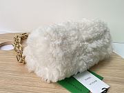 Bottega Veneta Chain Pouch Shearling White Bag size 31x12x16 cm - 5