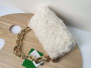 Bottega Veneta Chain Pouch Shearling White Bag size 31x12x16 cm - 4