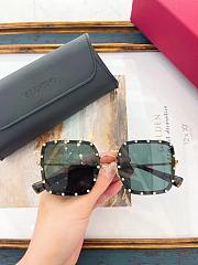 Valentino Sunglasses 2052 - 4