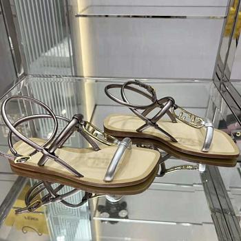 FENDI | O’Lock Thong Sandals Silver