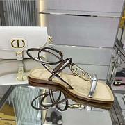 FENDI | O’Lock Thong Sandals Silver - 2