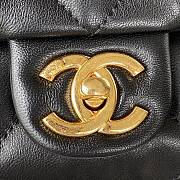 Chanel Flap Bag Black Lambskin AS3499 size 18x23x9 cm - 5