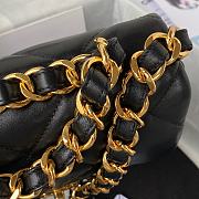 Chanel Flap Bag Black Lambskin AS3499 size 18x23x9 cm - 6
