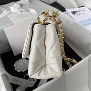 Chanel Flap Bag White Lambskin AS3499 size 18x23x9 cm - 2