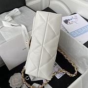 Chanel Flap Bag White Lambskin AS3499 size 18x23x9 cm - 4