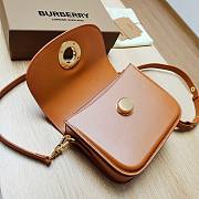 Burberry Leather Small Elizabeth Bag Brown size 19 x 6 x 16 cm - 6