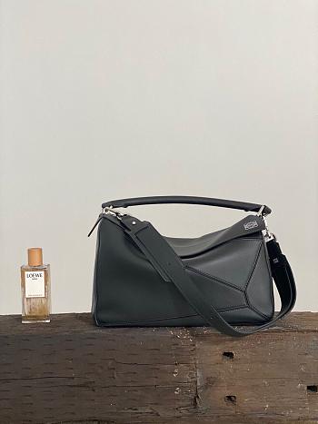 Loewe Large Puzzle Bag In Classic Calfskin Black size 35x17x24 cm