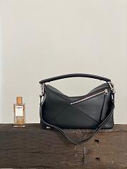 Loewe Large Puzzle Bag In Classic Calfskin Black size 35x17x24 cm - 2