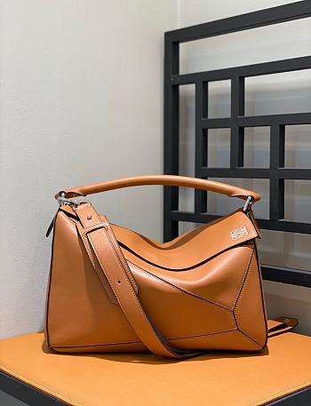 Loewe Large Puzzle Bag In Classic Calfskin Brown size 35x17x24 cm