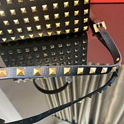 Valentino Rockstud Alcove Box Bag With All-Over Gold-tone Studs 19x12x8 cm - 4