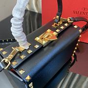 Valentino Rockstud Alcove Box Bag Black Size 19 x 12 x 8 cm - 4