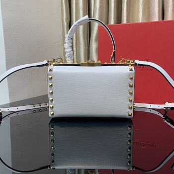 Valentino Rockstud Alcove Box Bag White Size 19 x 12 x 8 cm