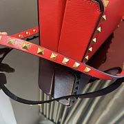 Valentino Rockstud Alcove Box Bag Red Size 19 x 12 x 8 cm - 2