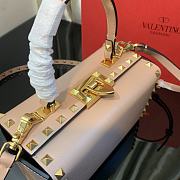 Valentino Rockstud Alcove Box Bag Powder Size 19 x 12 x 8 cm - 3