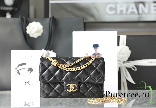 Chanel Small Flap Bag in Black Lampskin AS3393 size 22x14x8 cm - 1