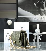 Chanel Small Flap Bag in Khaki Green Lampskin AS3393 size 22x14x8 cm - 2