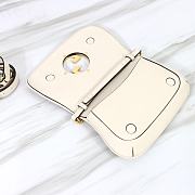 Gucci Blondie Shoulder Bag White Leather 699268 size 28x16x4 cm - 5