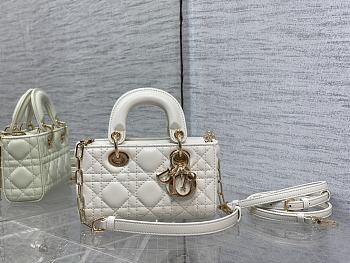 Dior Lady D-Joy Mini Bag White Lambskin size 16 x 10 x 5.5 cm