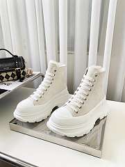Alexander McQueen Tread Slick Boot in White - 1
