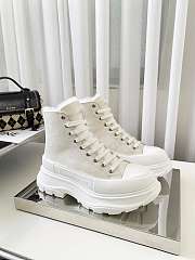 Alexander McQueen Tread Slick Boot in White - 2