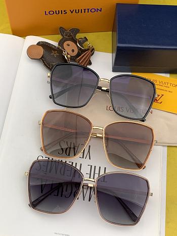 Louis Vuitton Sunglasses L9011