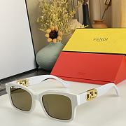 Fendi Sunglasses FE40050F - 4