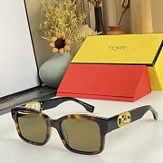 Fendi Sunglasses FE40050F - 2