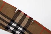 Burberry Cut-out Sleeve Check Cardigan in Brown - 6