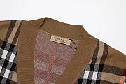 Burberry Cut-out Sleeve Check Cardigan in Brown - 3