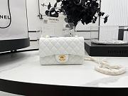 Chanel Classic Flap Bag White Caviar Golden Hardware A01116 size 20cm - 1