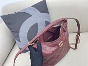 Chanel Hobo Bag Bordeaux Lambskin Size 25 x 26 x 8 cm - 6