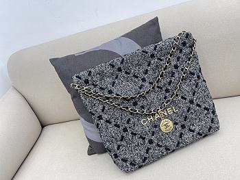 Chanel 22 Handbag Wool Tweed & Gold-Tone Metal Black & Ecru AS3261 
