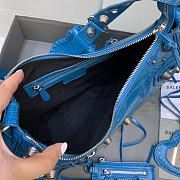 BALENCIAGA Le Cagole Small Shoulder Bag Crocodile Embossed In Blue - 4