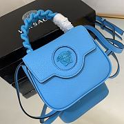 Versace La Medusa Mini Bag Blue Size 16 x 6 x 12 cm - 3