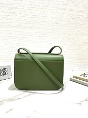 Loewe Small Goya Bag In Silk Calfskin Avocado Green 19 x 6 x 13.5 cm - 5