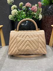Chanel Coco Grained Calfskin V Quilting Flap Bag Beige 29×18×12cm - 5