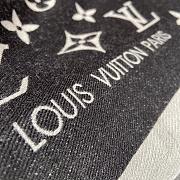 Louis Vuitton Scarf 36 - 5