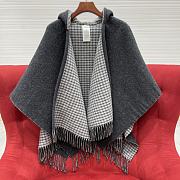 Fendi Poncho Grey wool and cashmere poncho - 1