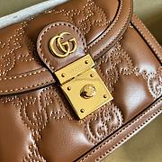 Gucci GG Matelassé Small Top Handle Bag Brown 724499 size 18x13x6.5 cm - 4
