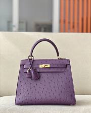 HERMES Kelly Purple Ostrich Handbag size 25 x 17 x 7 cm - 1